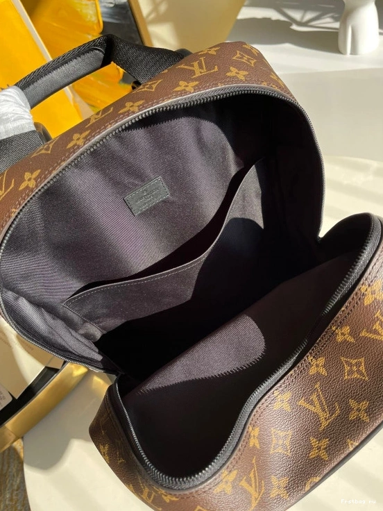First bag ru DEAN VUITTON LOUIS BACKPACK 0712